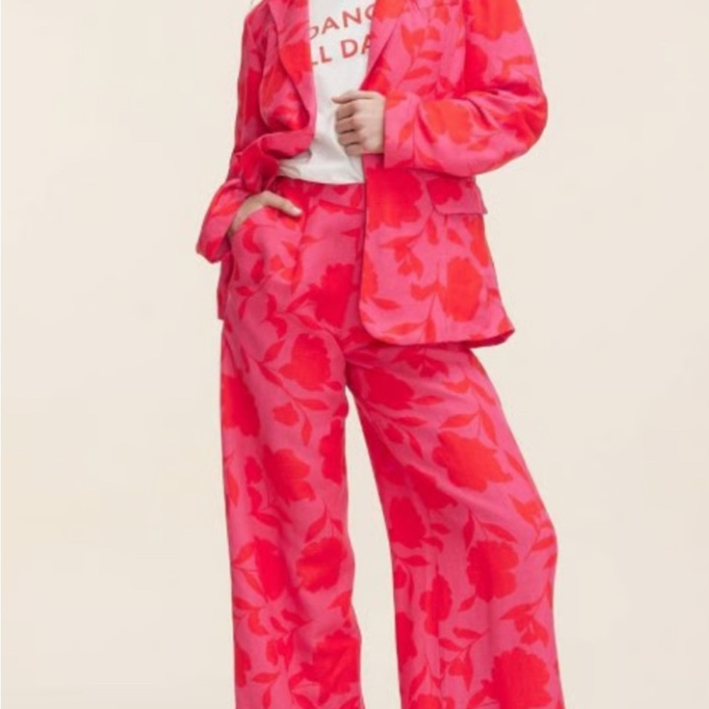 Floral Pink Women's Pants